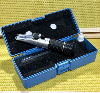 refractometer score of 6.0|honey bee refractometer.